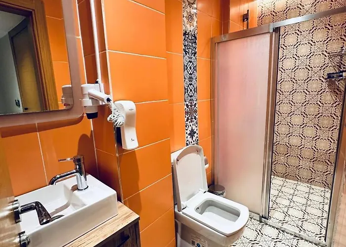 Отель Taksim Rexxee Istiklal 3*