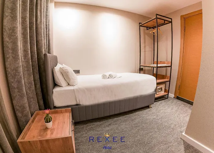 Отель Taksim Rexxee Istiklal