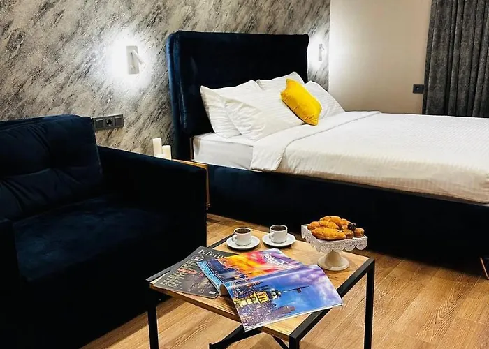 Отель Taksim Rexxee Istiklal